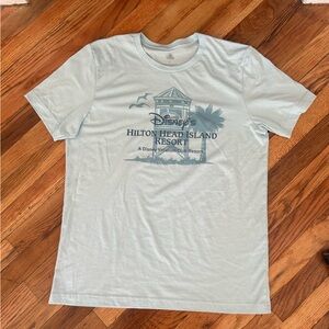 Disney Hilton Head Island Resort Vacation Club Light Blue V Neck Tee Large
